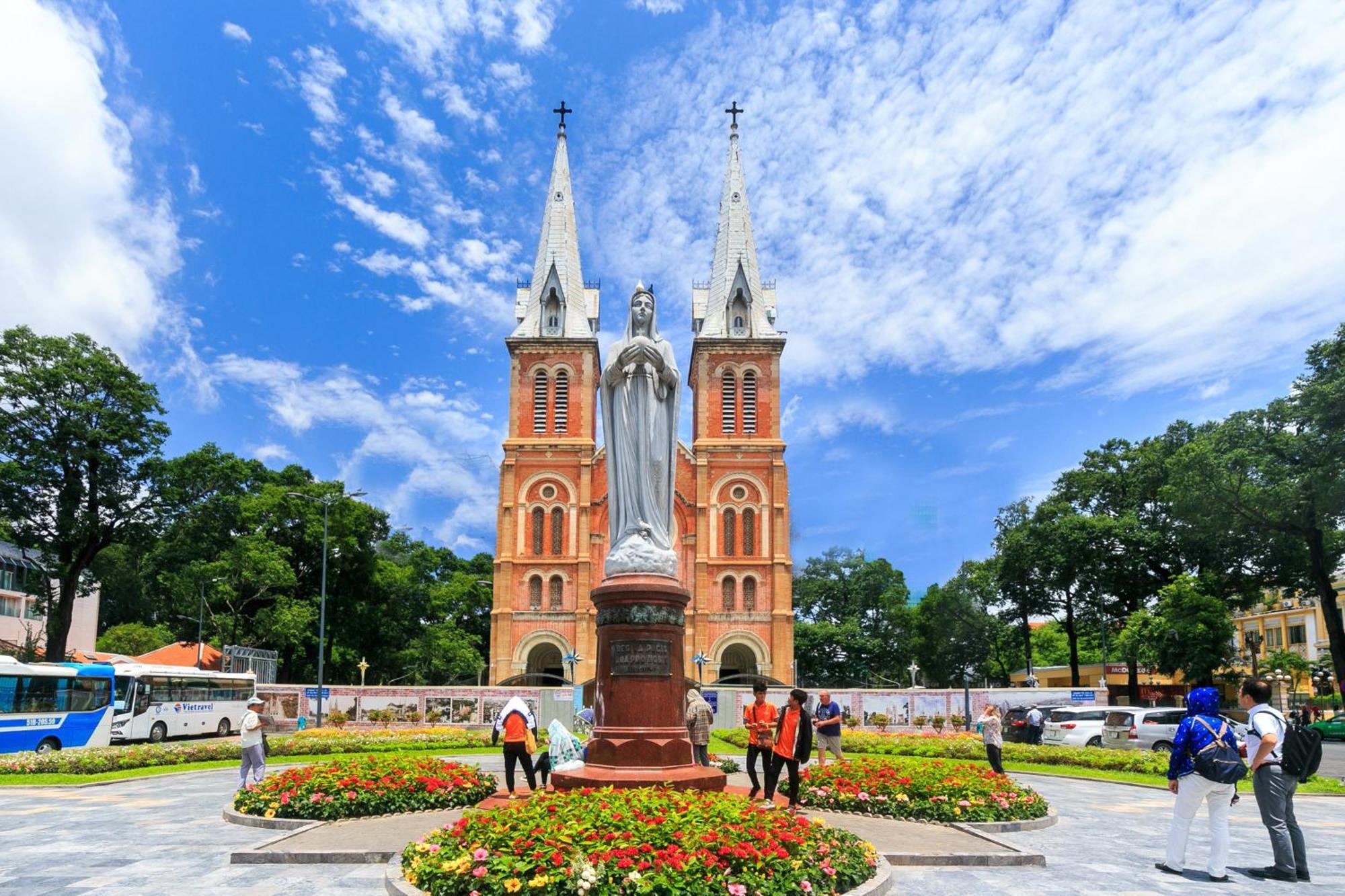 Hoang Luxury Hotel Dist 1 Ho Chi Minh Экстерьер фото